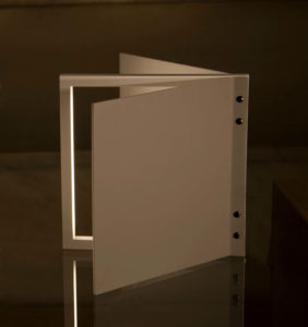 lampada a led da tavolo di design