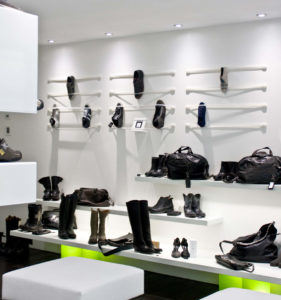 Iluminazione negozio scarpe