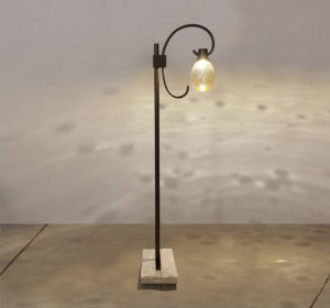 Illuminazione-esterni-piantana