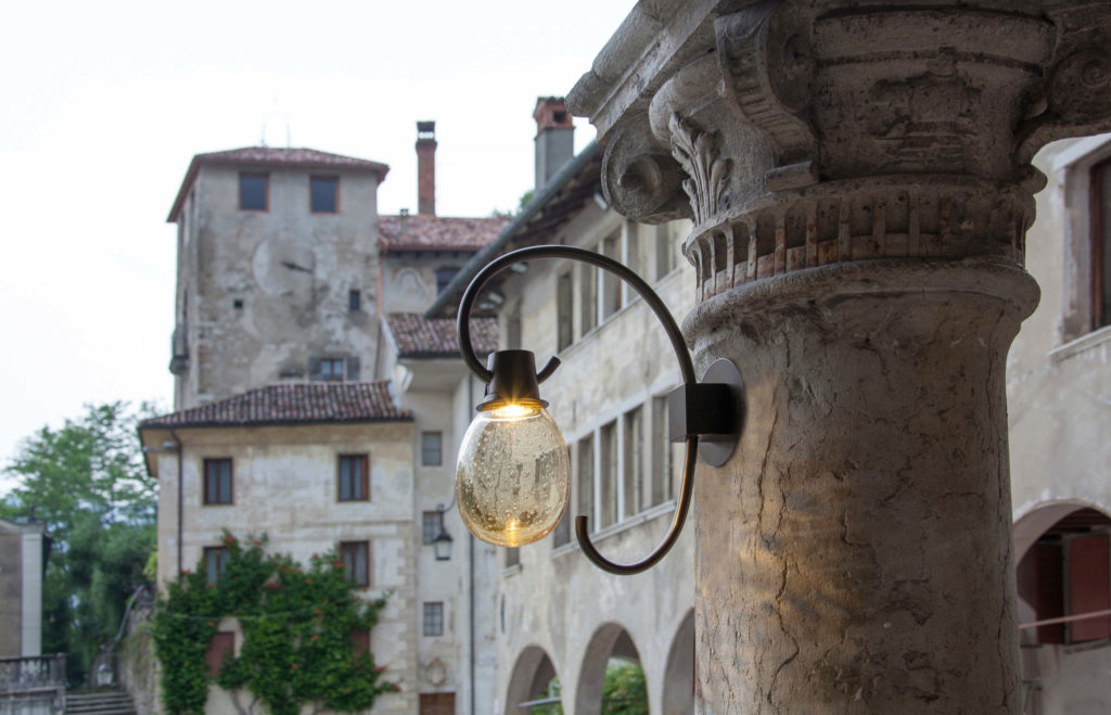 Come illuminare una colonna